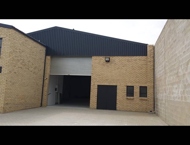 705M² FACTORY RENTED IN KILLARNEY GARDENS